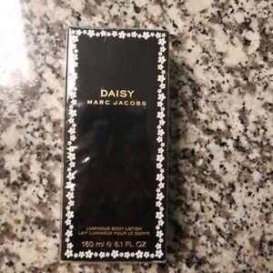 Marc Jacob's daisy body Lotion